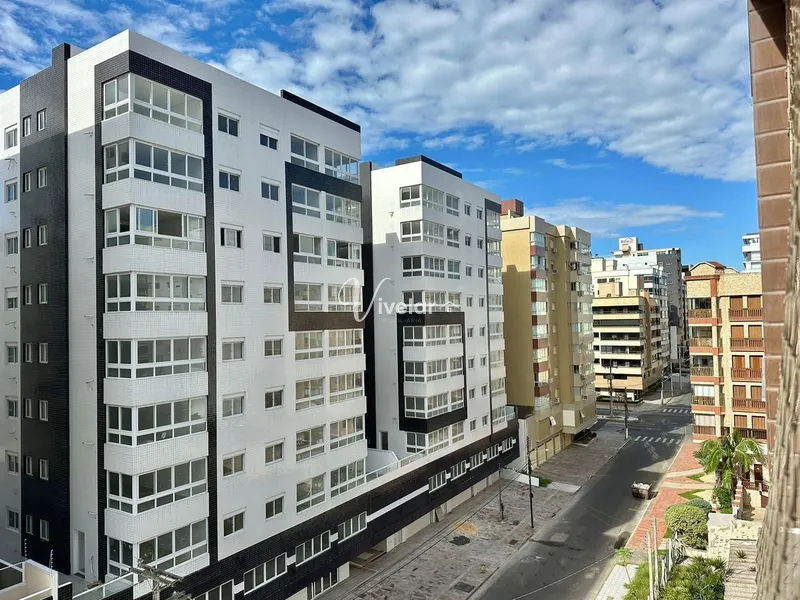 APARTAMENTO A UMA QUADRA DO MAR !: 6ª foto da galeria de imagens do imóvel