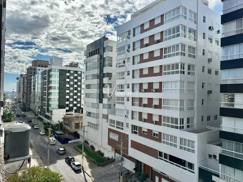 APARTAMENTO A UMA QUADRA DO MAR !: 9ª foto da galeria de imagens do imóvel