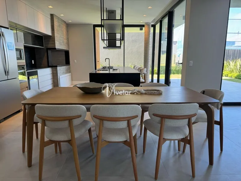 MAGNIFICA CASA , TOTALMENTE MOBILIADA E DECORADA !: 2ª foto da galeria de imagens do imóvel
