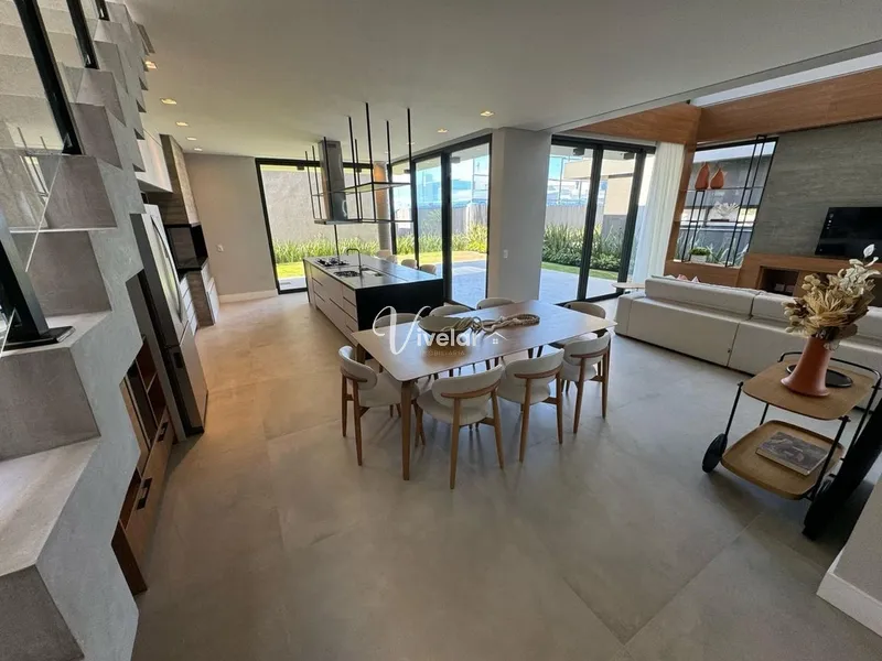 MAGNIFICA CASA , TOTALMENTE MOBILIADA E DECORADA !: 3ª foto da galeria de imagens do imóvel