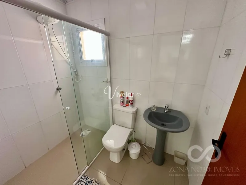 LINDA CASA DE BAIRRO, VALE APENA CONFERIR !: 4ª foto da galeria de imagens do imóvel
