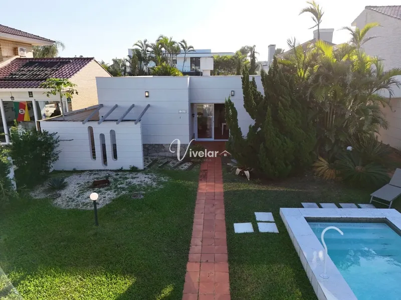 EXCELENTE CASA COM 4 DORMITORIOS A POUCOS METROS DO MAR !: 15ª foto da galeria de imagens do imóvel