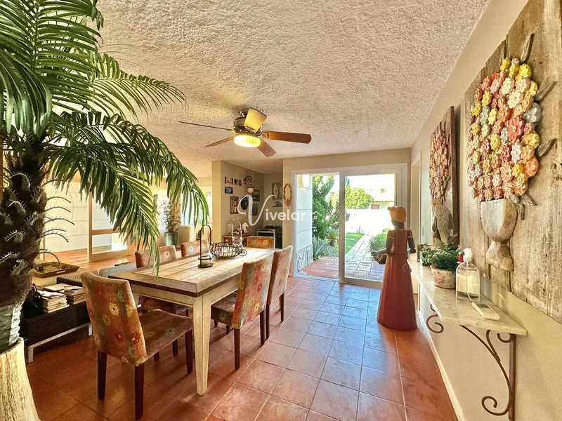 EXCELENTE CASA COM 4 DORMITORIOS A POUCOS METROS DO MAR !: 7ª foto da galeria de imagens do imóvel