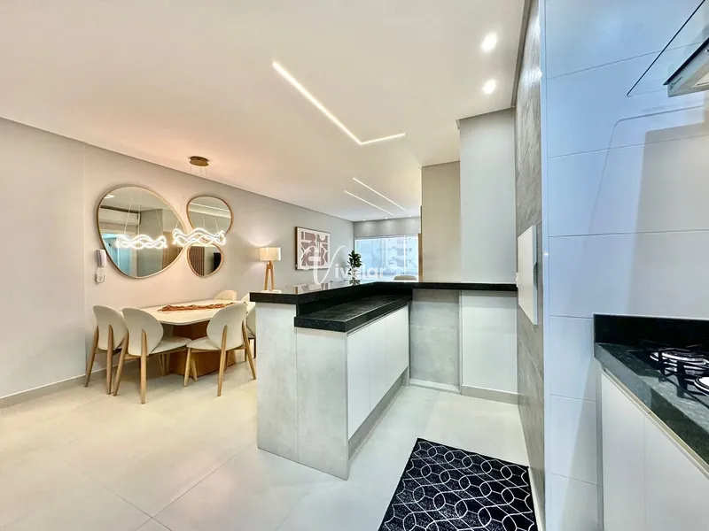 APARTAMENTO FINAMENTE MOBILIADO E DECORADO !: 1ª foto da galeria de imagens do imóvel