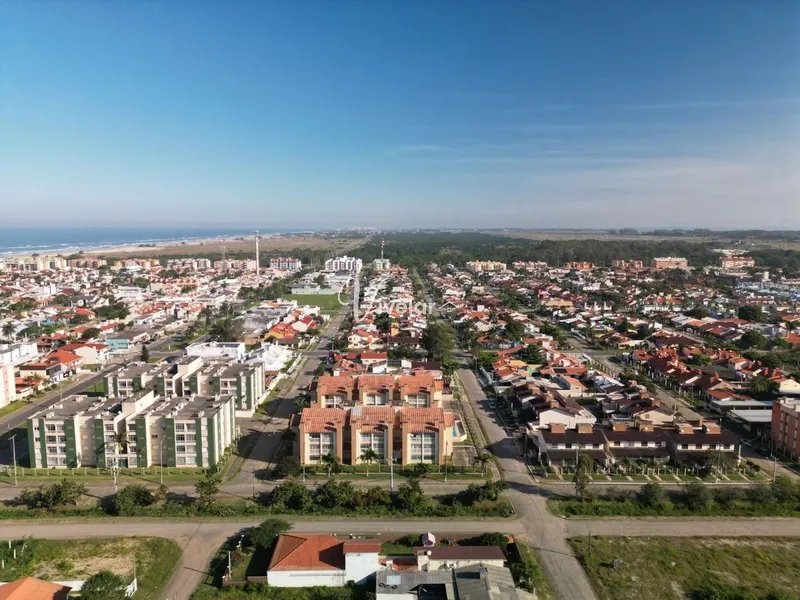 COMPOSTA POR DUAS CASAS NO PATIO, ESSA É UMA ÓTIMA OPORTUNIDADE !: 14ª foto da galeria de imagens do imóvel