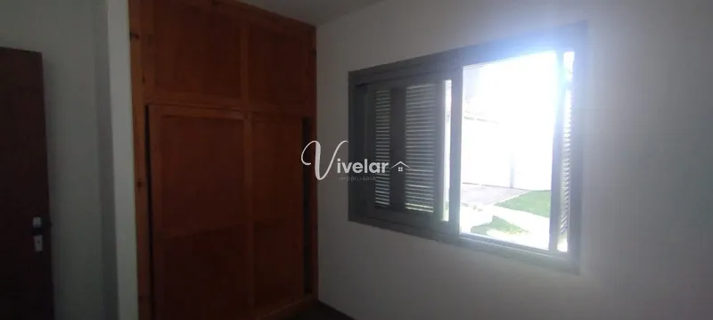 AMPLA CASA DE RUA DE 3 DORMITÓRIOS !: 18ª foto da galeria de imagens do imóvel