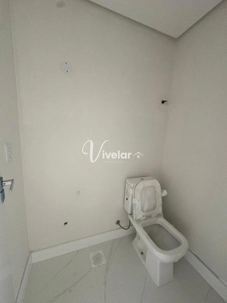VISTA PARA A PRAÇA COM 3 SUÍTES E 2 BOX DE GARAGEM !: 11ª foto da galeria de imagens do imóvel