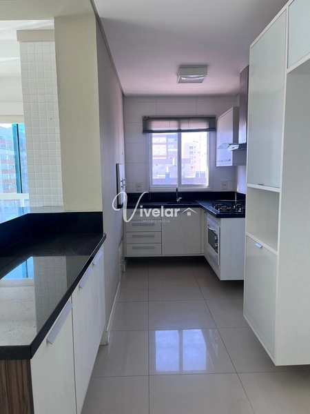 APARTAMENTO AMPLO COM UMA VISTA CINEMATOGRÁFICA !: 7ª foto da galeria de imagens do imóvel