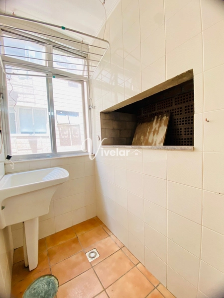 OPORTUNIDADE DE APARTAMENTO A UMA QUADRA DO MAR !: 6ª foto da galeria de imagens do imóvel