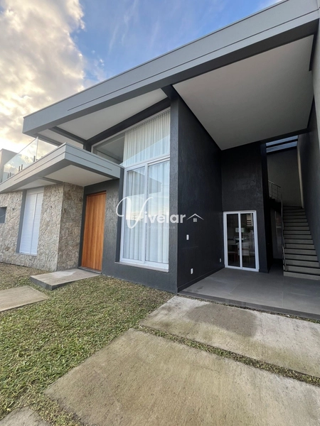 CASA À VENDA COM 130M² NO BAIRRO ARAÇÁ!: 1ª foto da galeria de imagens do imóvel