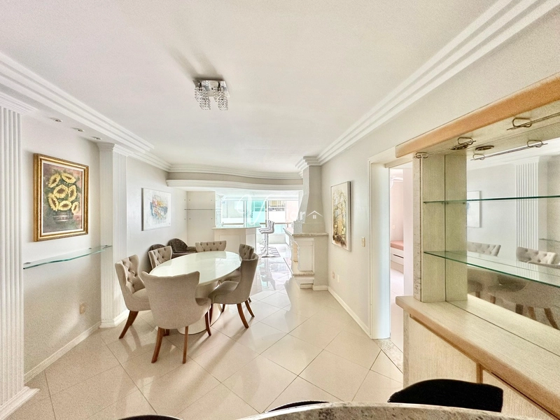 AMPLO APARTAMENTO A VENDA !: 8ª foto da galeria de imagens do imóvel