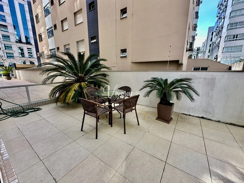 APARTAMENTO COM TERRAÇO NO BAIRRO NOBRE DE CAPÃO DA CANOA: 3ª foto da galeria de imagens do imóvel