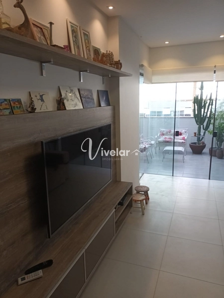 LINDO APARTAMENTO DE FRENTE COM TERRAÇO: 6ª foto da galeria de imagens do imóvel