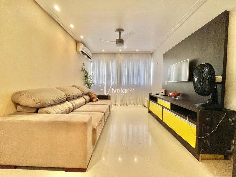 APARTAMENTO A UMA QUADRA DO MAR MUITO BEM MOBILIADO !: 1ª foto da galeria de imagens do imóvel