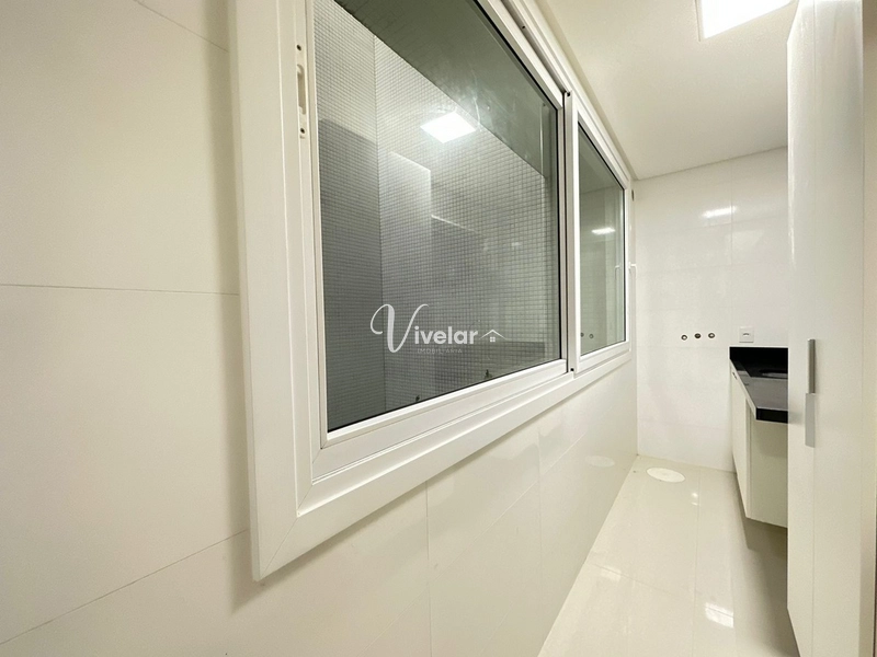 APARTAMENTO À VENDA: DE FRENTE PARA O MAR: 4ª foto da galeria de imagens do imóvel