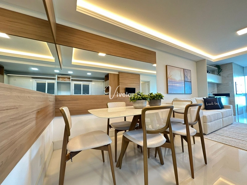 APARTAMENTO À VENDA: DE FRENTE PARA O MAR: 3ª foto da galeria de imagens do imóvel