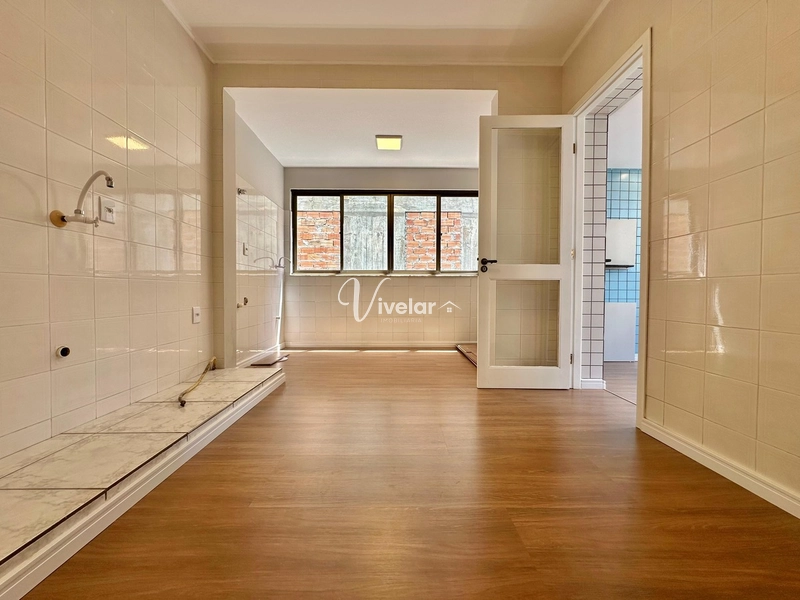 AMPLO APARTAMENTO DE FRENTE E COM LAREIRA !: 12ª foto da galeria de imagens do imóvel