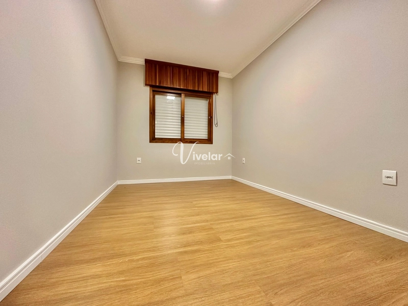 AMPLO APARTAMENTO DE FRENTE E COM LAREIRA !: 7ª foto da galeria de imagens do imóvel