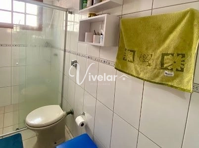 AMPLO APARTAMETNO DE FRENTE COM SACADA !: 4ª foto da galeria de imagens do imóvel