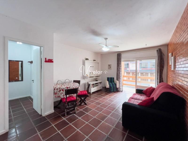 AMPLO APARTAMENTO TOTALMENTE MOBILIADO !: 1ª foto da galeria de imagens do imóvel