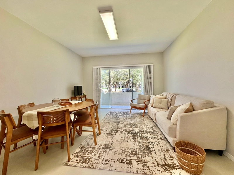APARTAMENTO A VENDA EM FRENTE A PRAÇA ROUBADINHAS !: 1ª foto da galeria de imagens do imóvel