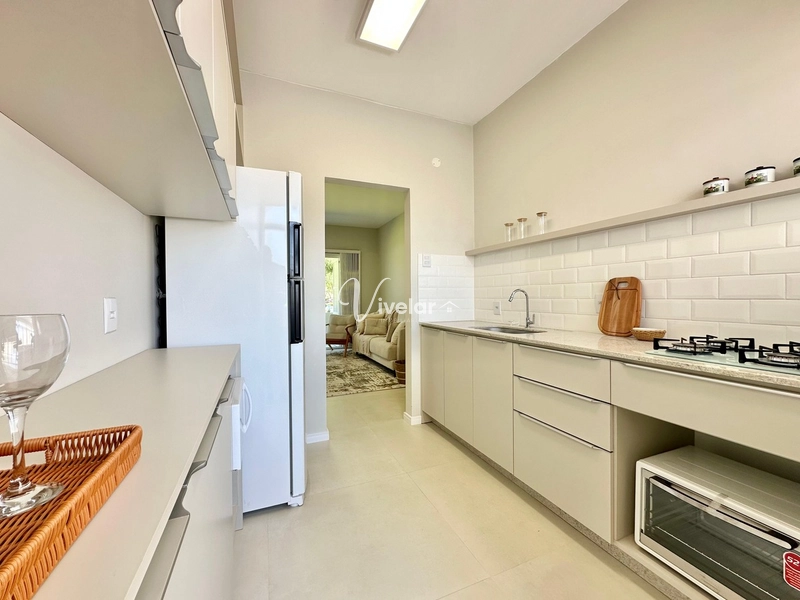 APARTAMENTO A VENDA EM FRENTE A PRAÇA ROUBADINHAS !: 3ª foto da galeria de imagens do imóvel