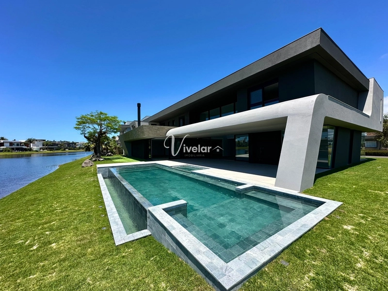 MANSÃO FANTASTICA Á VENDA EM CONDOMINIO FECHADO !: 1ª foto da galeria de imagens do imóvel