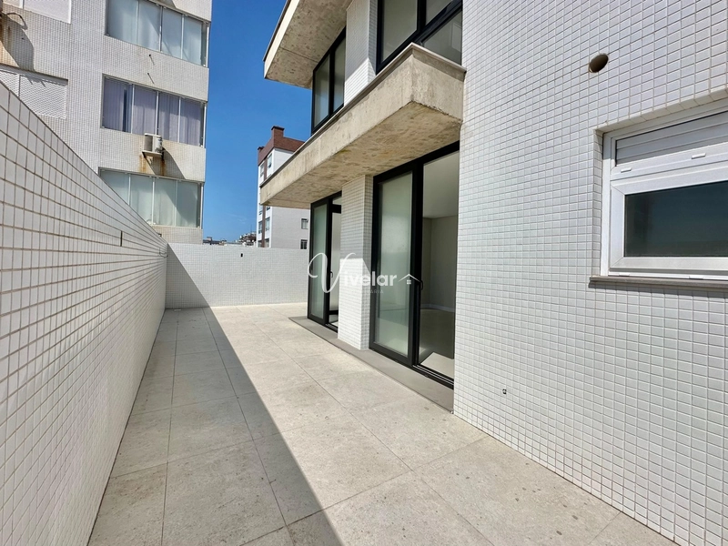 APARTAMENTO COM TERRAÇO, A POUCOS METROS DO MAR: 13ª foto da galeria de imagens do imóvel