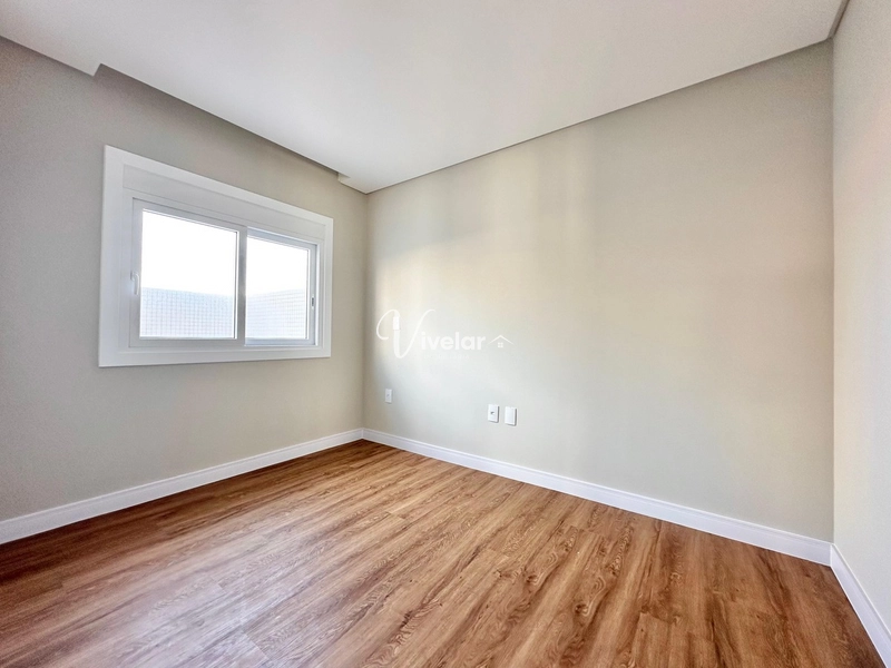 APARTAMENTO COM TERRAÇO, A POUCOS METROS DO MAR: 14ª foto da galeria de imagens do imóvel