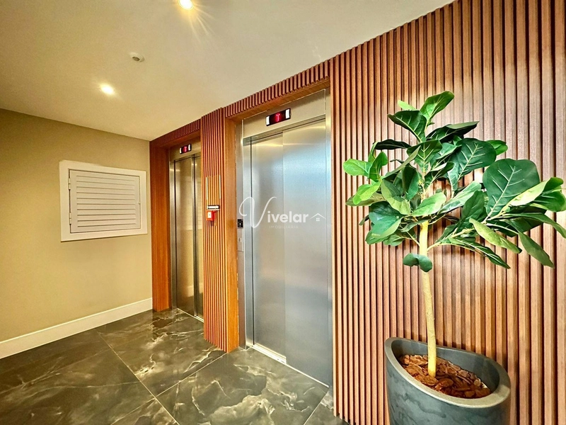 APARTAMENTO À VENDA COM TERRAÇO: 2ª foto da galeria de imagens do imóvel