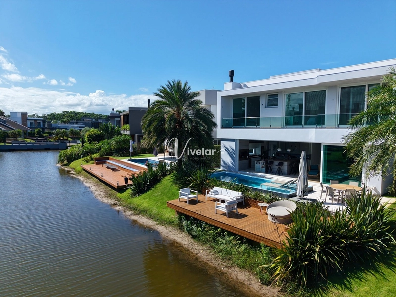 SOBRADO BEIRA LAGO À VENDA NO CONDOMÍNIO MALIBU: 22ª foto da galeria de imagens do imóvel