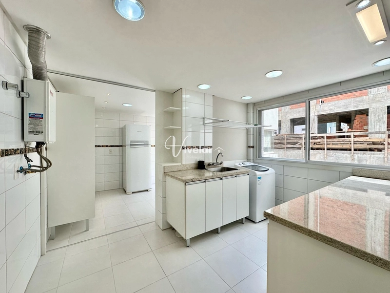 APARTAMENTO À VENDA BEIRA MAR EM CAPÃO DA CANOA: 1ª foto da galeria de imagens do imóvel