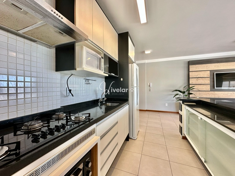 APARTAMENTO À VENDA DE ESQUINA COM VISTA LIBERADA PARA O MAR: 6ª foto da galeria de imagens do imóvel