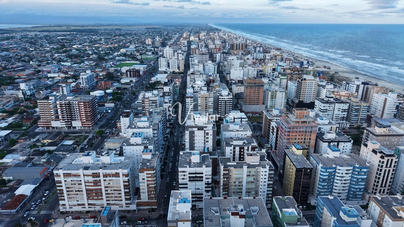DE FRENTE PARA AVENIDA UBIRAJARA MOBILIADO, DECORADO E VISTA MAR: 18ª foto da galeria de imagens do imóvel