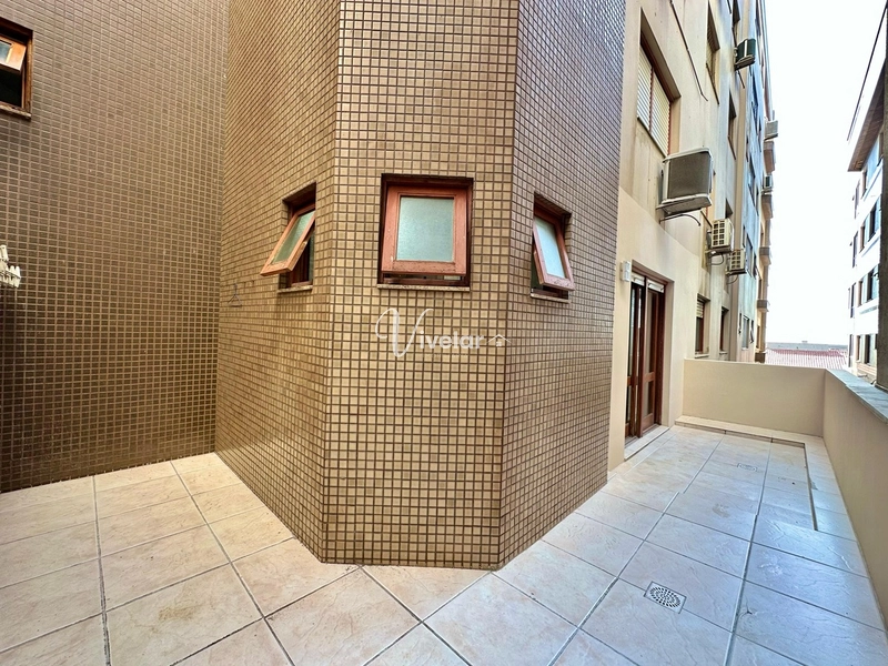 APARTAMENTO A VENDA COM SACADA DE FRENTE E VISTA MAR !: 4ª foto da galeria de imagens do imóvel