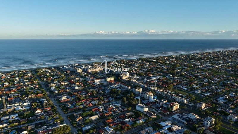 CASA À VENDA EM ATLÂNTIDA: 26ª foto da galeria de imagens do imóvel