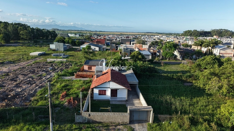 CASA À VENDA EM CAPÃO DA CANOA: 2ª foto da galeria de imagens do imóvel