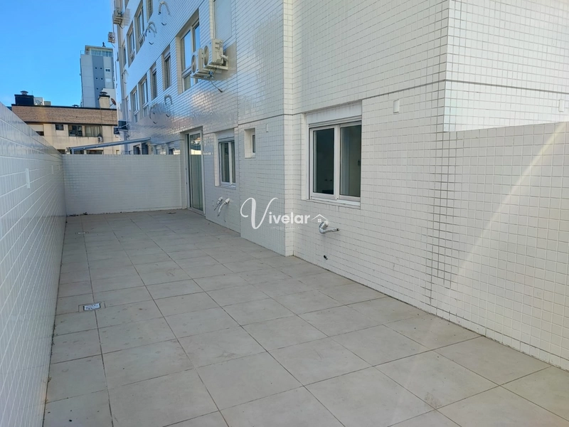 AMPLO APARTAMENTO COM ESPAÇOSO TERRAÇO: 2ª foto da galeria de imagens do imóvel