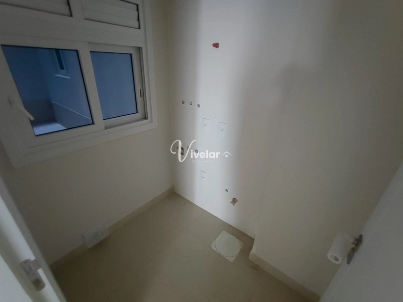 AMPLO APARTAMENTO COM ESPAÇOSO TERRAÇO: 6ª foto da galeria de imagens do imóvel