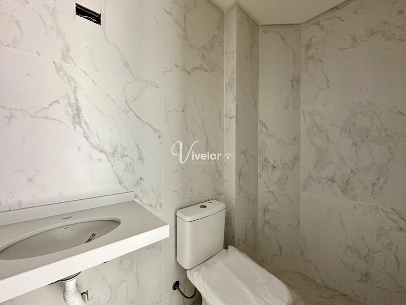 APARTAMENTO À VENDA COM TERRAÇO E INFRA COM PISCINA E VISTA PARA O MA: 21ª foto da galeria de imagens do imóvel