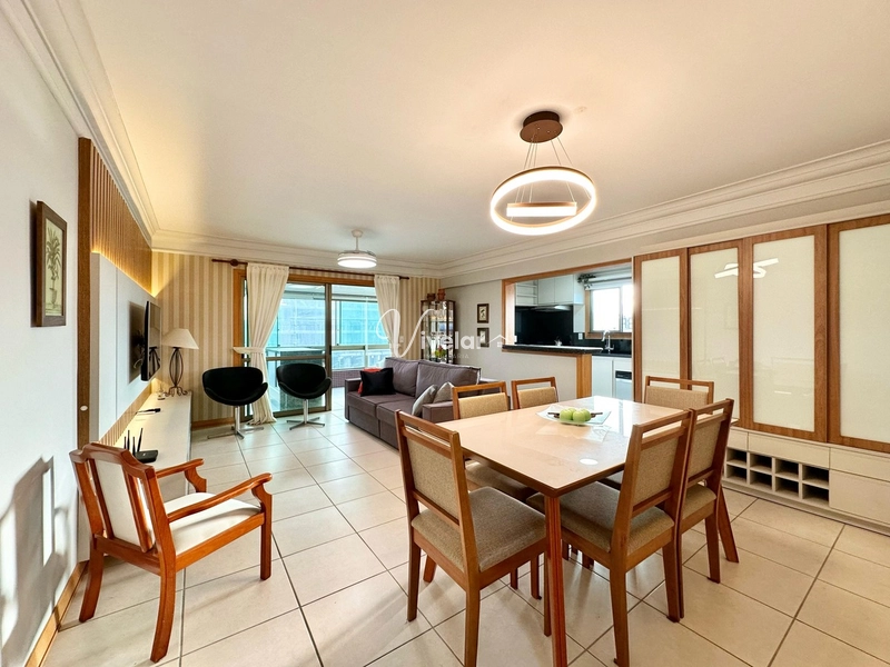 APARTAMENTO À VENDA COM VISTA ETERNA PARA MAR E PRAÇA - RARIDADE: 8ª foto da galeria de imagens do imóvel