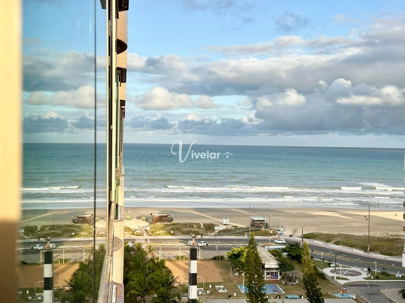 APARTAMENTO À VENDA COM VISTA ETERNA PARA MAR E PRAÇA - RARIDADE: 5ª foto da galeria de imagens do imóvel