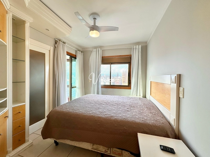 APARTAMENTO À VENDA COM VISTA ETERNA PARA MAR E PRAÇA - RARIDADE: 22ª foto da galeria de imagens do imóvel
