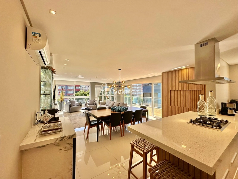 APARTAMENTO À VENDA COM TERRAÇO NA PRAÇA FLÁVIO BOIANOVISKI: 5ª foto da galeria de imagens do imóvel