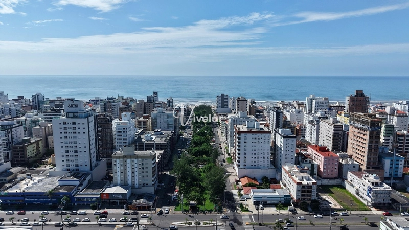 APARTAMENTO À VENDA COM TERRAÇO NA PRAÇA FLÁVIO BOIANOVISKI: 2ª foto da galeria de imagens do imóvel