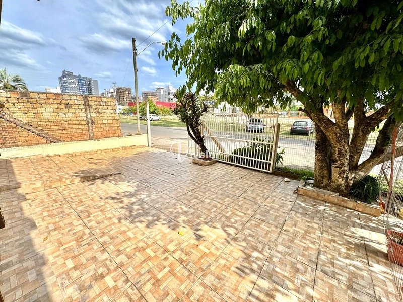 CASA ÓTIMA LOCALIZAÇÃO: 3ª foto da galeria de imagens do imóvel