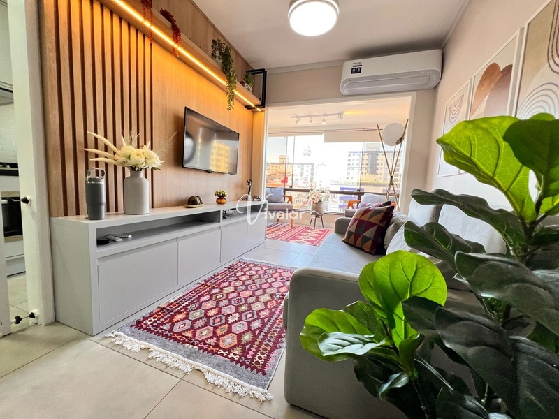 LINDO APARTAMENTO DE FRENTE PARA A PRAÇA FLAVIO AGOSTINELLI !: 1ª foto da galeria de imagens do imóvel