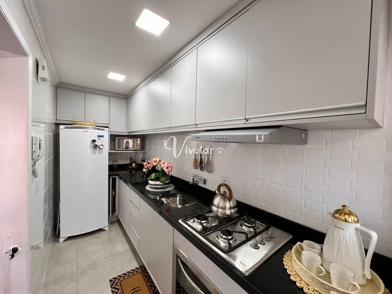 LINDO APARTAMENTO DE FRENTE PARA A PRAÇA FLAVIO AGOSTINELLI !: 18ª foto da galeria de imagens do imóvel