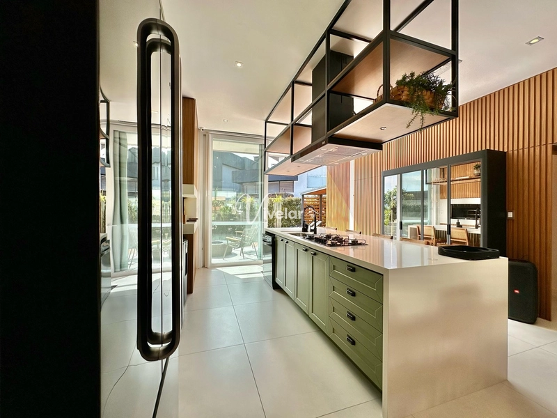 CASA TÉRREA À VENDA, CONDOMÍNIO MALIBU COM VISTA PARA O LAGO: 9ª foto da galeria de imagens do imóvel