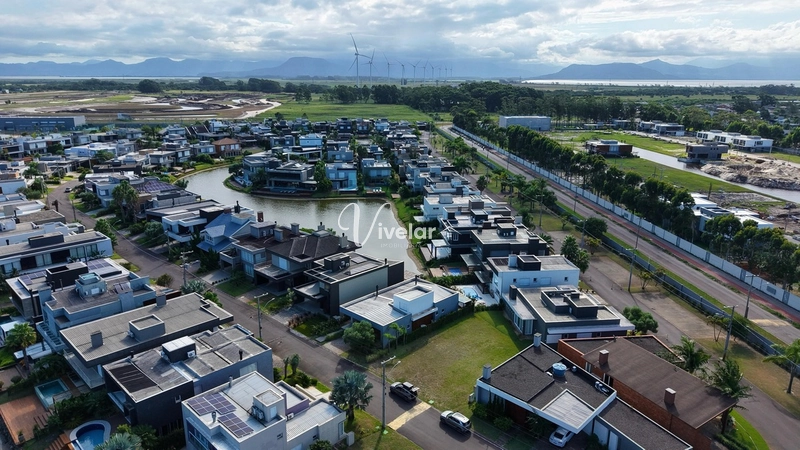 CASA TÉRREA À VENDA, CONDOMÍNIO MALIBU COM VISTA PARA O LAGO: 28ª foto da galeria de imagens do imóvel